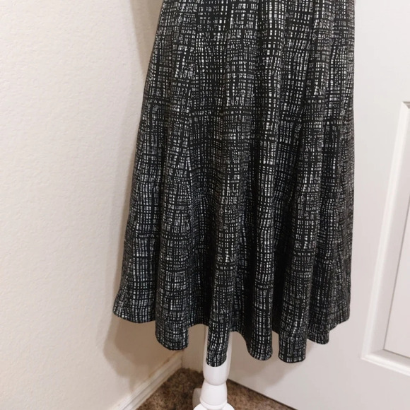 Calvin Klein black white artsy art to wear fit and flare sheath sleeveless 12 - Picture 5 of 14